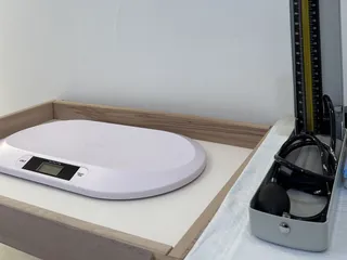 Baby weighing scale on the changing table at Remedine Clinic