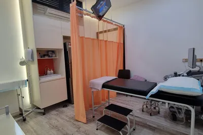 The procedure room at Remedine Clinic
